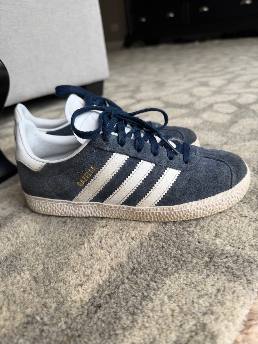 Adidas gazelle blue size 2 - Picture 2 of 3